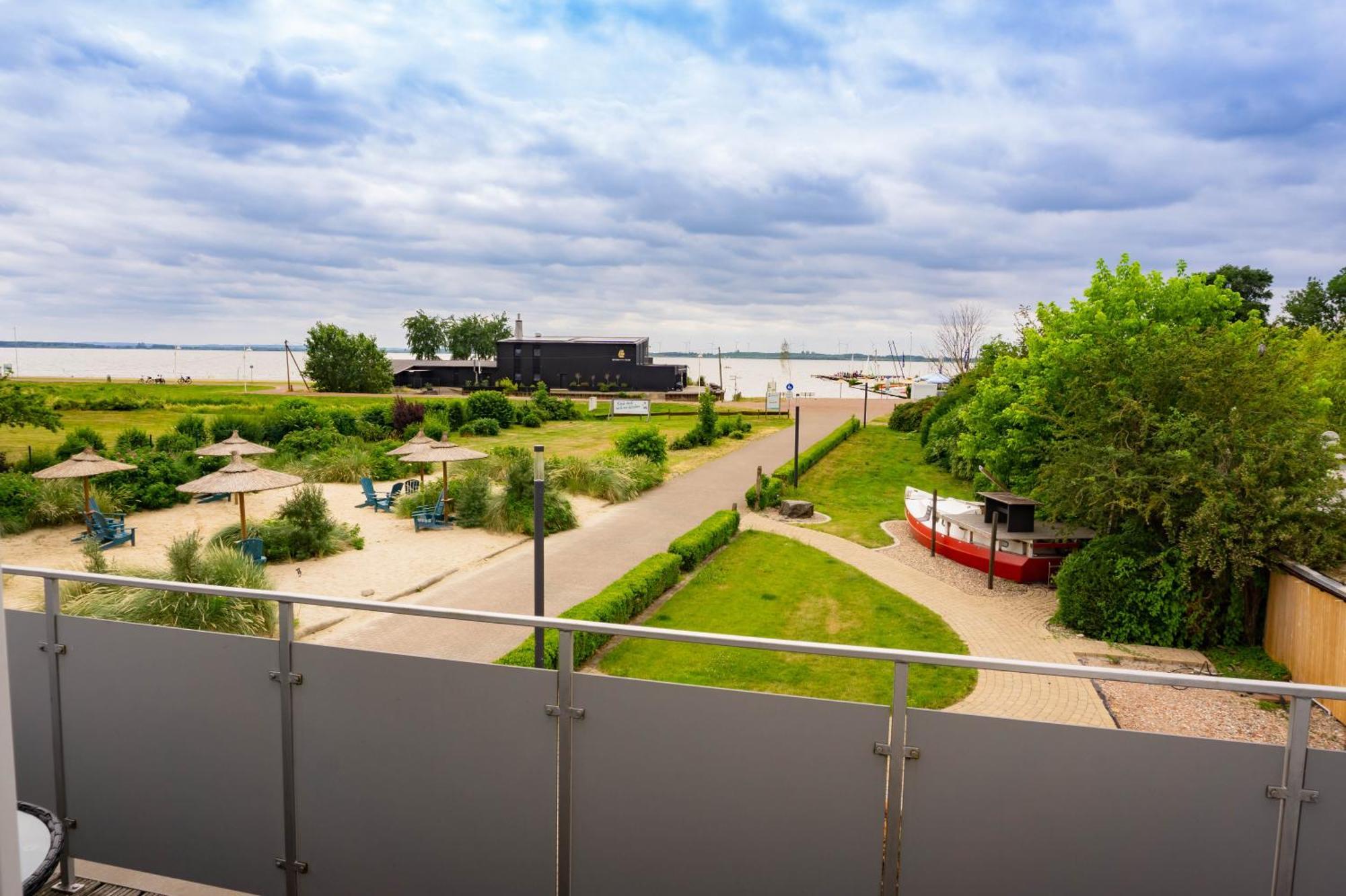 レンブルッフHaus Strandglueck - Urlaub Mit Blick Auf Den Duemmer Seeアパートメント エクステリア 写真